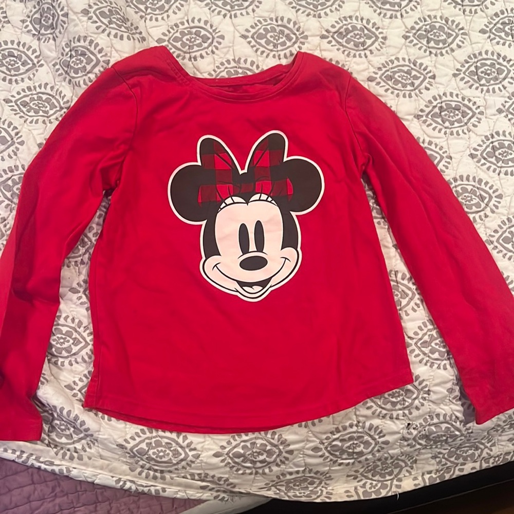 Minnie Mouse shirt